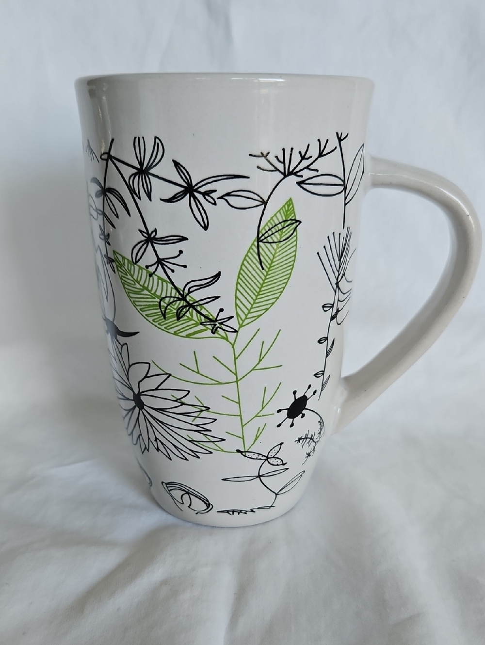 Vintage Royal Norfolk White Ceramic Floral Mug with Green Leaf Accents
